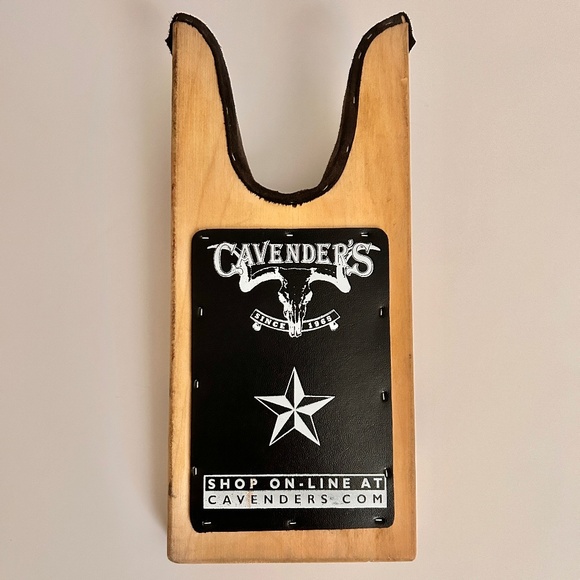 Boot Jack and Set of 2 Boot Pulls - Picture 5 of 8